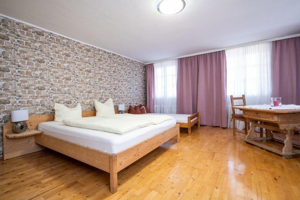 Landhaus Lindner Appartements Fügen Exterior foto